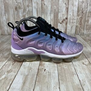 nike vapormax 19 trainers in lilac